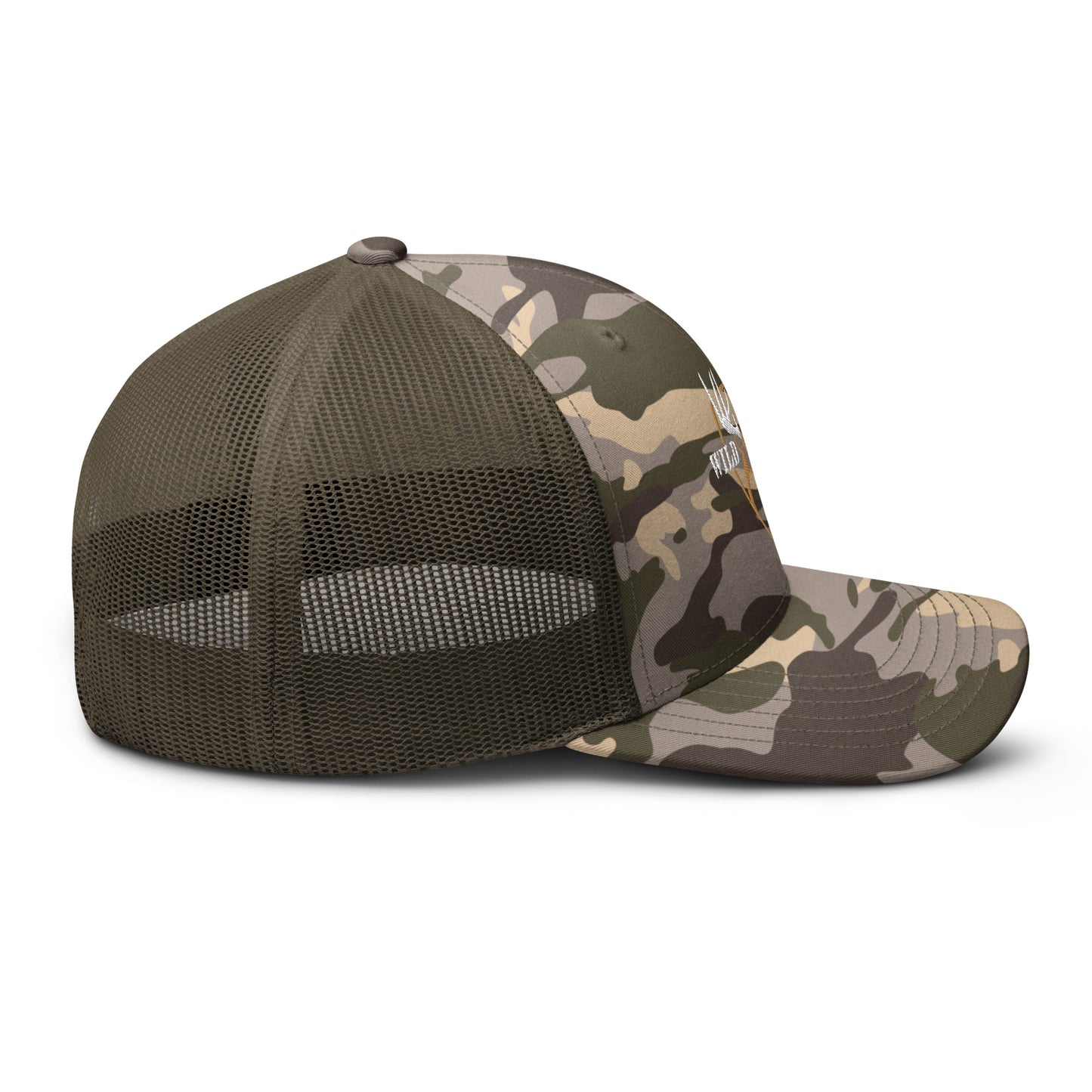 WILD CHASE Camouflage trucker hat